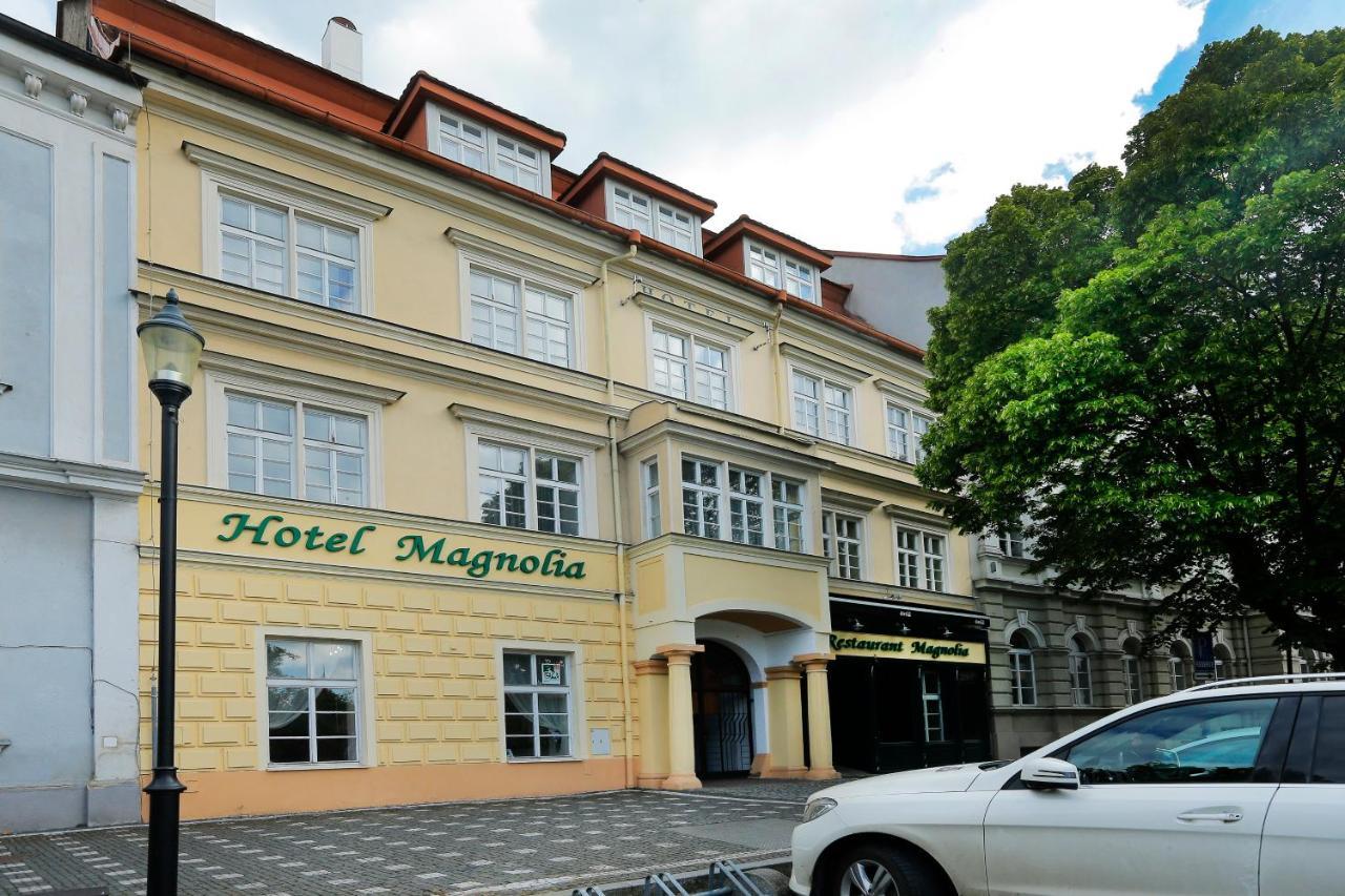 Hotel Magnolia Roudnice nad Labem Buitenkant foto
